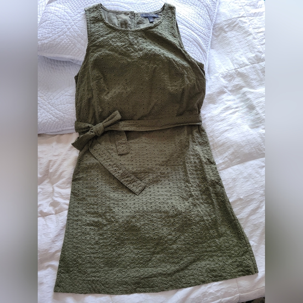 Banana Republic Olive Green Sleeveless Dress With Pockets Size 6